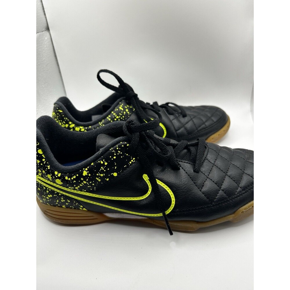 Nike Tiempo Rio III IC Indoor Soccer Shoes Black Volt Gum Youth 3.5Y 819194-018